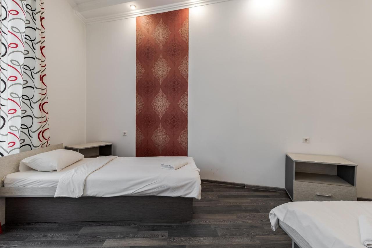 Halytska Apartment Lwów Zewnętrze zdjęcie