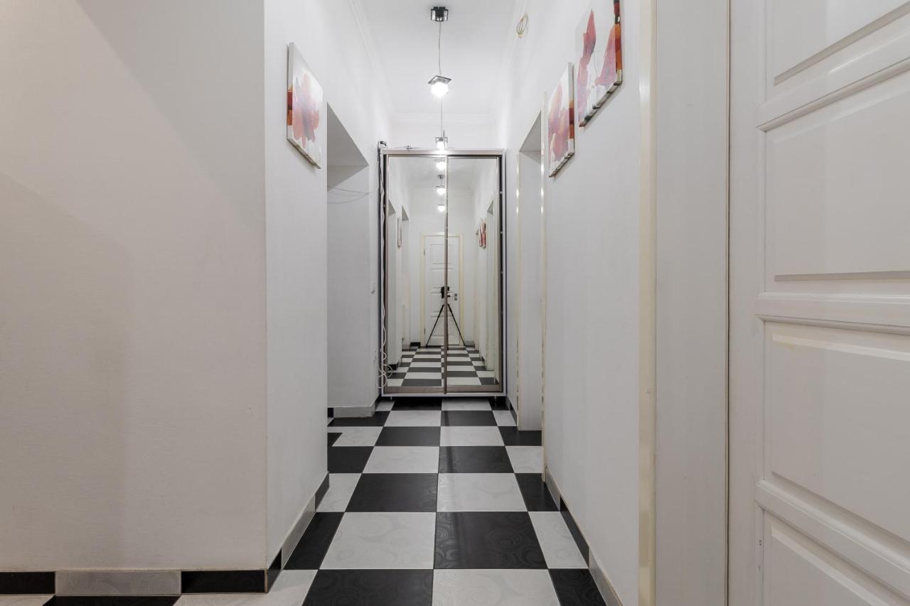 Halytska Apartment Lwów Zewnętrze zdjęcie